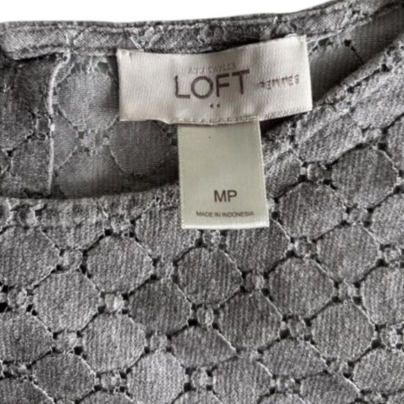 Loft by Ann Taylor silver coated cotton top size MP - Picture 5 of 5